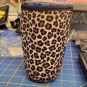 Leopard Print Tumbler Sleeve 22-24 oz